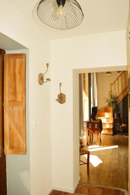 Ferienwohnung Gite A La Ferme Chaleureux Civrac-de-Blaye Exterior foto